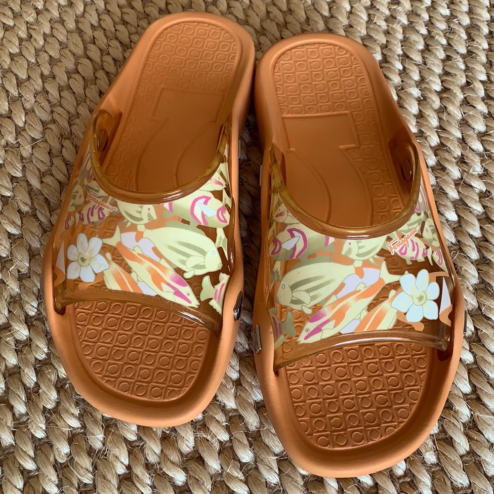 Salvatore Ferragamo pool rubber slides sandals